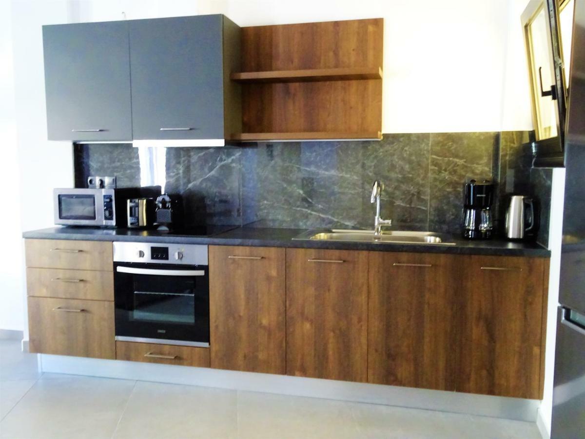 Joy Luxury Apartment Near Acropolis Athens Exterior photo